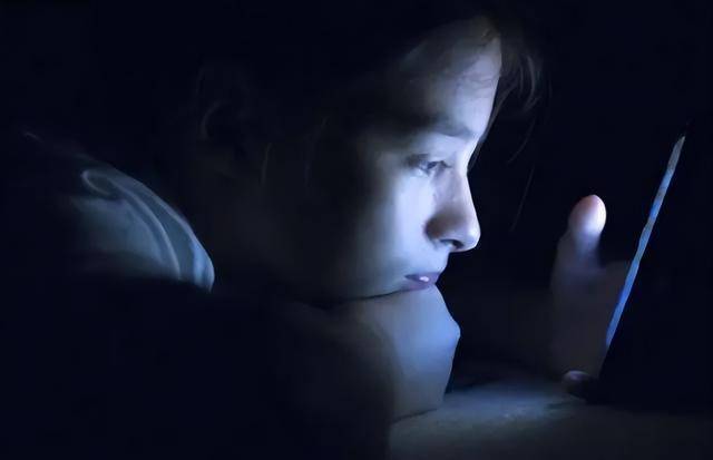 华为手机缓存视频播放错误
:孩子浏览“不良网站”，手机会留下3个痕迹，家长可按迹循踪