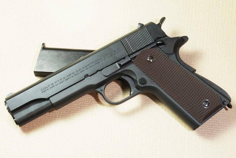 华为手机多久关机一次
:男人无法拒绝！柯尔特M1911手枪，诠释了什么才是暴力与美学