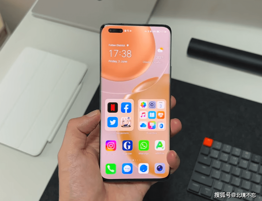 苹果5日常体验版:荣耀机皇跌价，12GB+512GB突降2160元，100倍变焦+3D人脸+100W