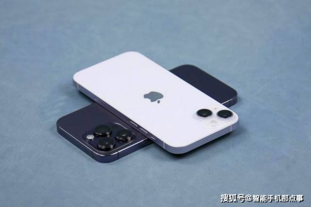 苹果手机怎么改成竖版屏幕:降价的iPhone14 Plus买值了？只因iPhone15 Plus价格或不会变化！