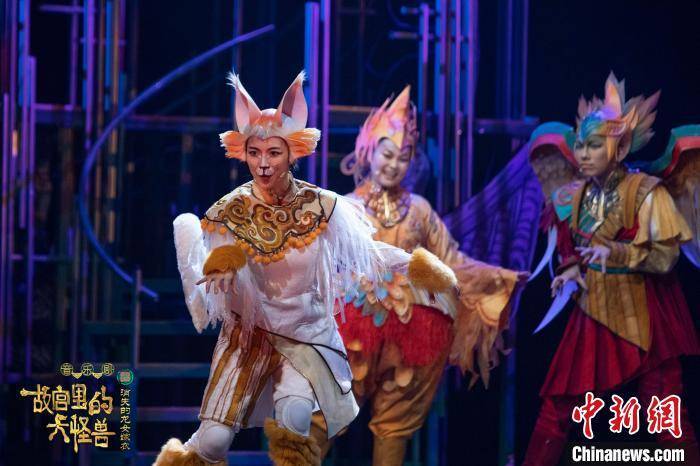 传统舞蹈小苹果儿童版音乐:2023北京新年演出季全力以“复”相约剧场度新年