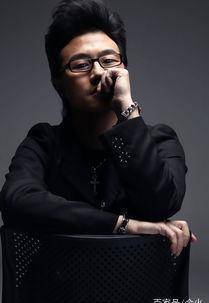 播视童趣苹果版
:汪峰章子怡一家人聚餐出游，网友盛赞章子怡：好后妈！