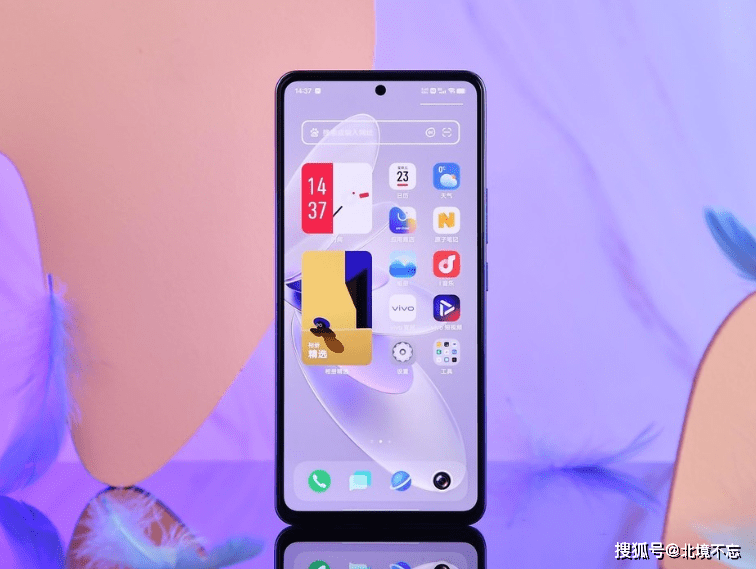 vivo手机:“16GB”+256GB+三星E4+OIS防抖，70万跑分vivo手机，跌到2099元
