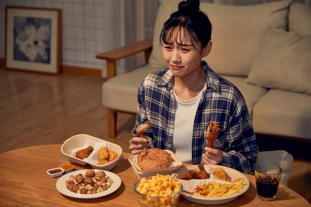 手机卡顿反应慢怎么解决:减肥期间，这样吃大餐绝对不会胖