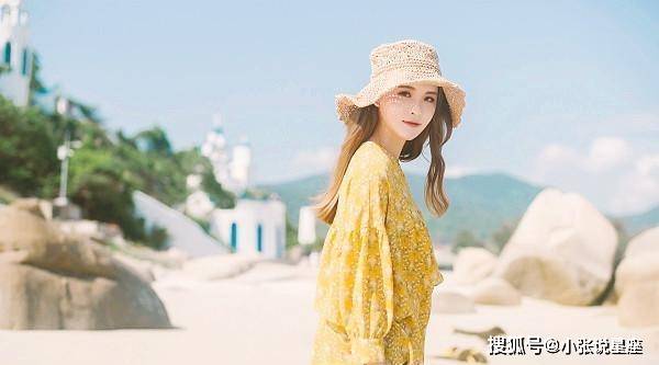 财神爷图片手机壁纸:贵人相助, 财神撑腰, 五年内吉祥如意, 财富一笔接一笔的3生肖