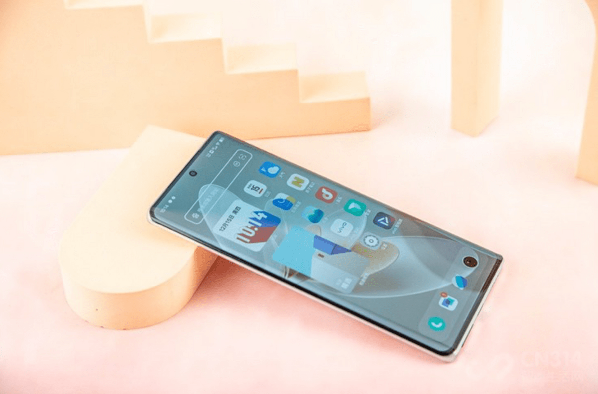 s12手机vivo:中端手机就是鸡肋？这三款2000元档产品 相当能打！