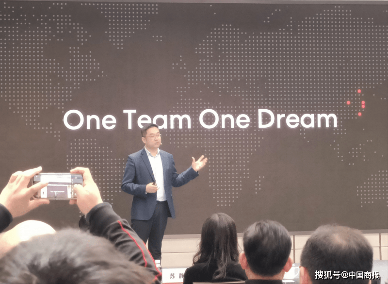 手机拼图:从“拼图”到“合体” 沈子瑜再造魅族