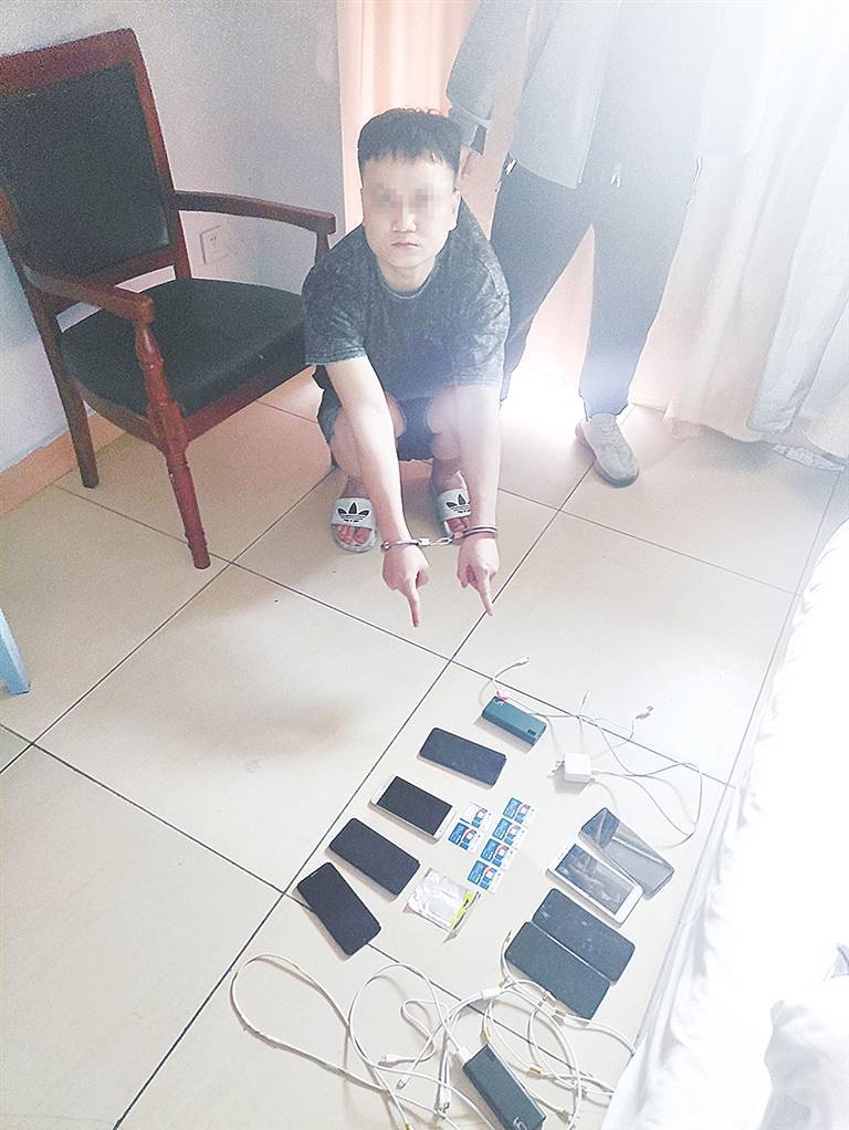 手机号码查:女子深陷骗局不到5分钟一万块没了，警方以车找人端掉一电诈团伙