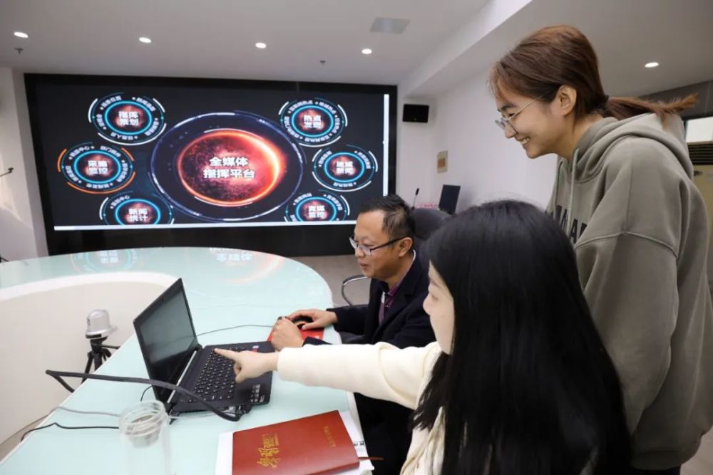 淮南新闻网客户端淮南新闻网今晚800-第2张图片-太平洋在线下载
