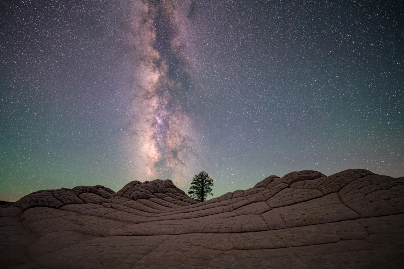 苹果8星空版苹果未删除版本